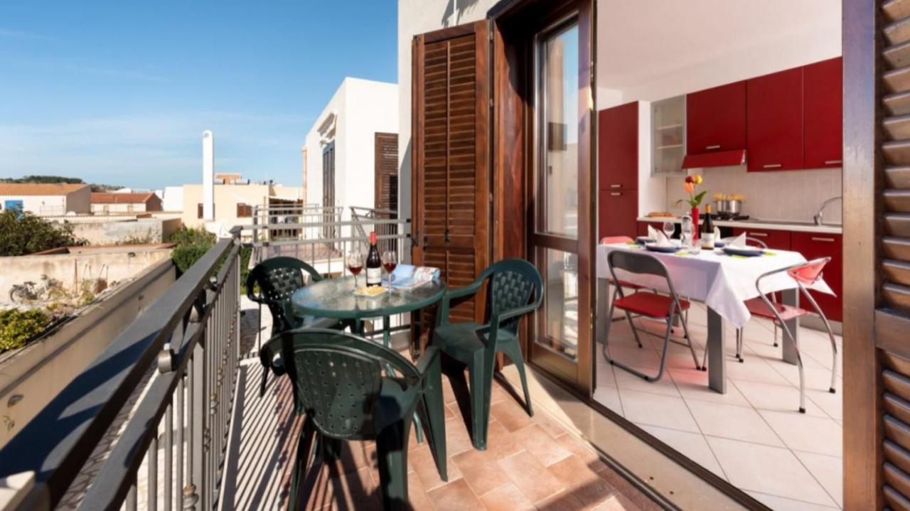 Hibiscus Apartment San Vito Lo Capo Exterior photo