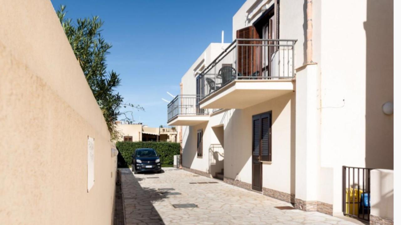 Hibiscus Apartment San Vito Lo Capo Exterior photo